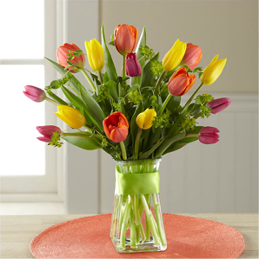 Sunlit Treasures Bouquet – Valley Flower Shoppe, Waverly NY