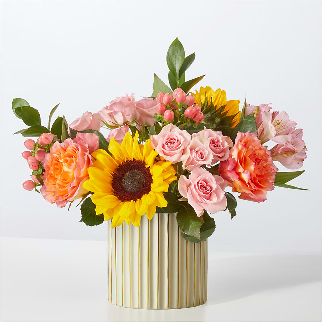 Sun's Out Bouquet – Valley Flower Shoppe, Waverly NY