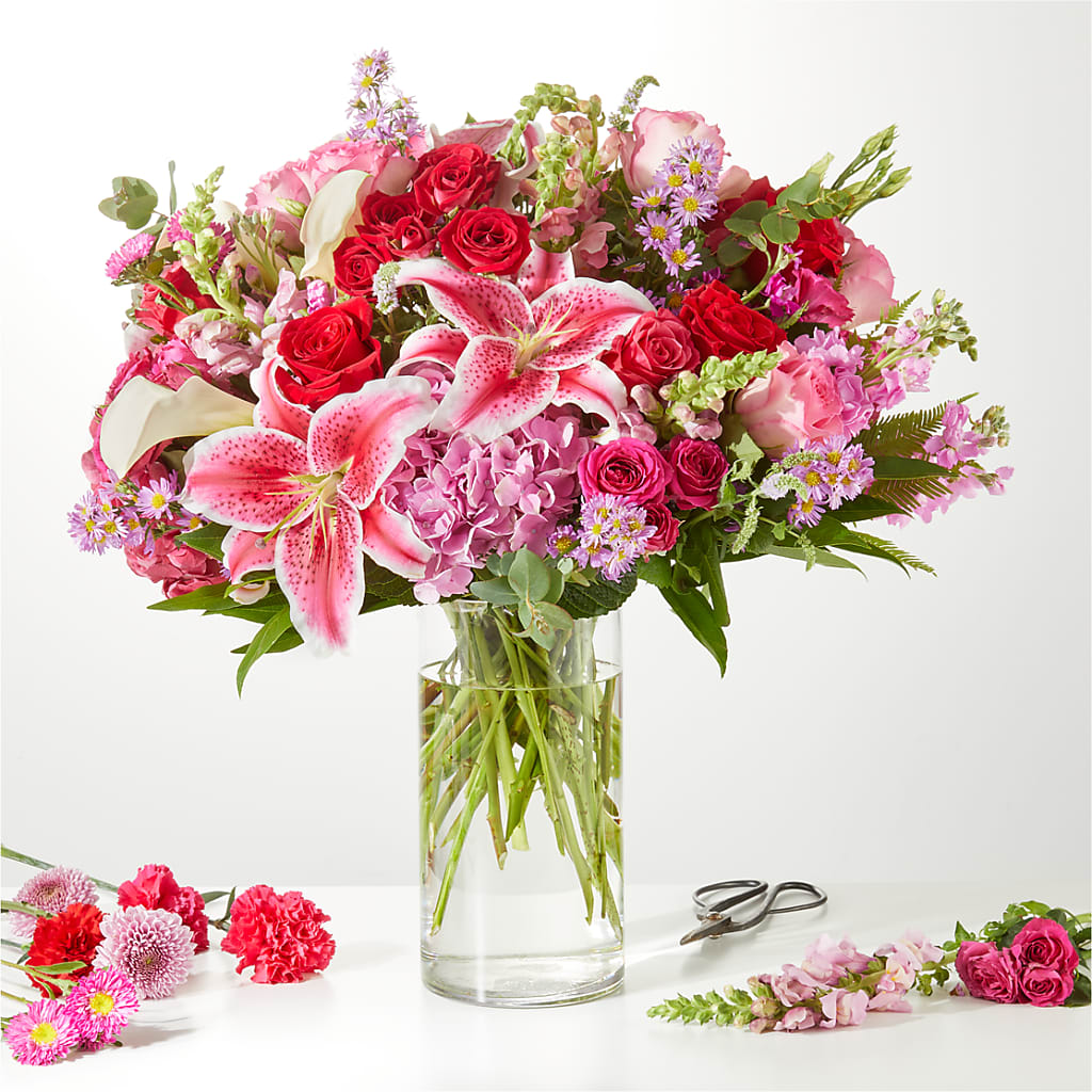 Swooning Over You - A Luxury Florist Original – Valley Flower Shoppe, Waverly NY