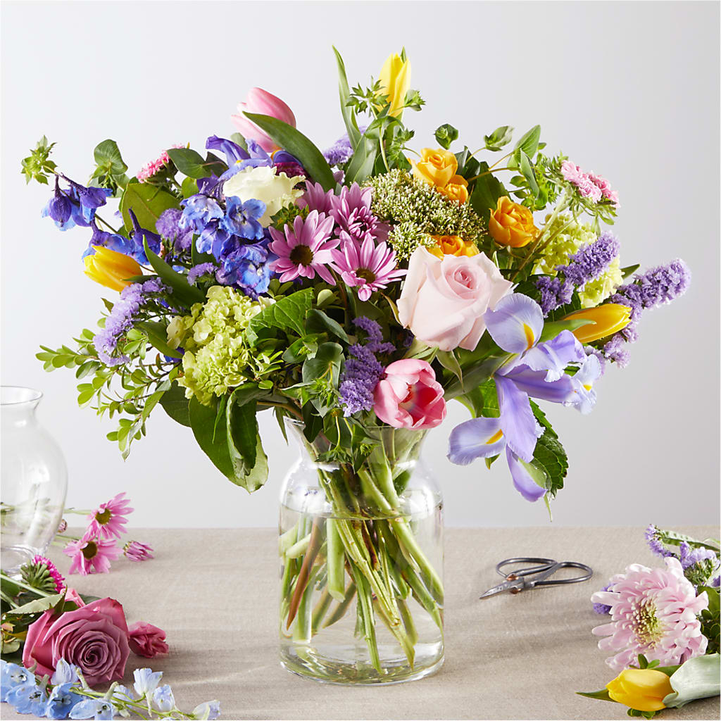 Pastel Tradition - A Florist Original – Valley Flower Shoppe, Waverly NY