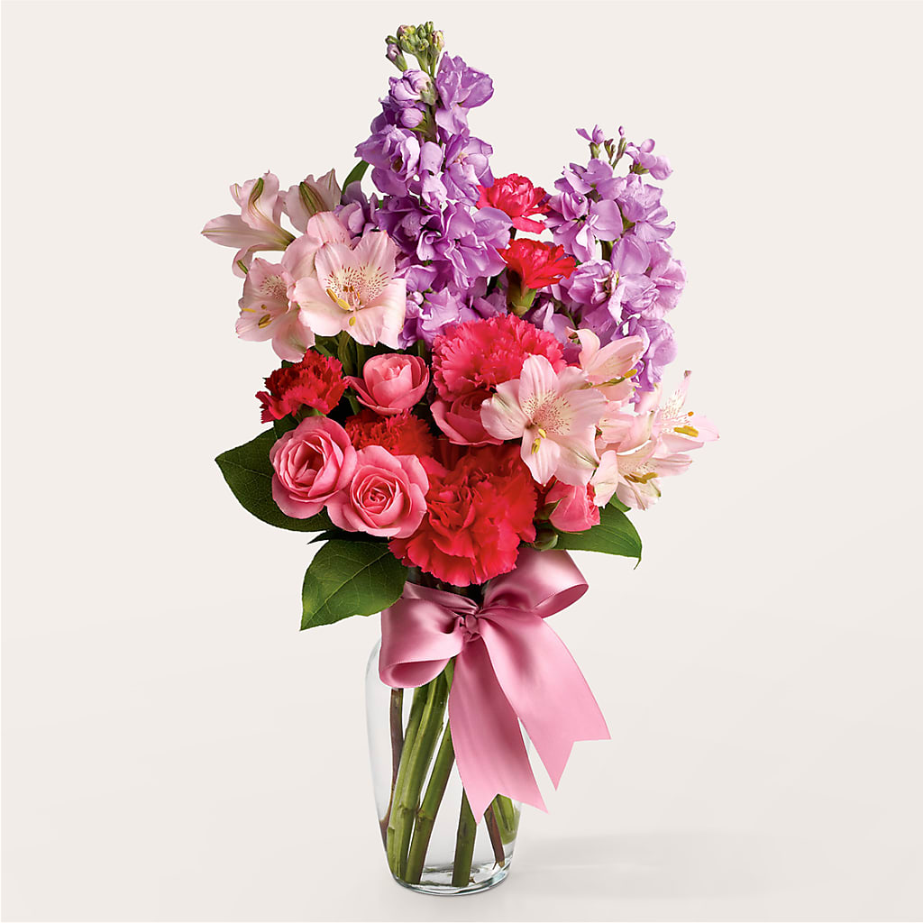 Main Character Bouquet – Valley Flower Shoppe, Waverly NY