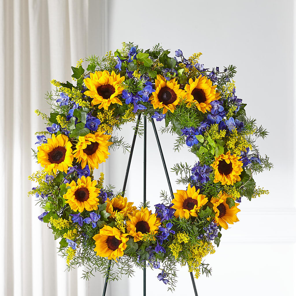 Bright Rays Wreath – Valley Flower Shoppe, Waverly NY