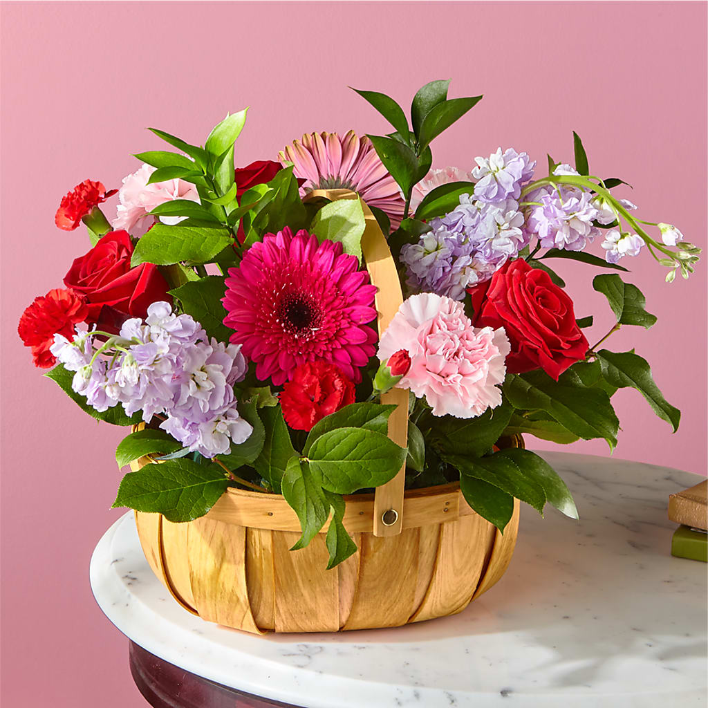 Pink Picnic Basket – Valley Flower Shoppe, Waverly NY