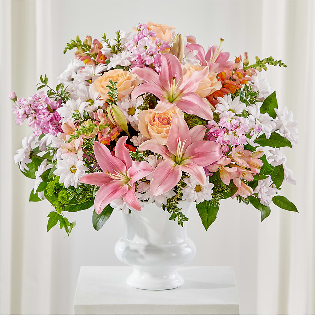 Heartfelt Gesture Urn Arrangement – Valley Flower Shoppe, Waverly NY