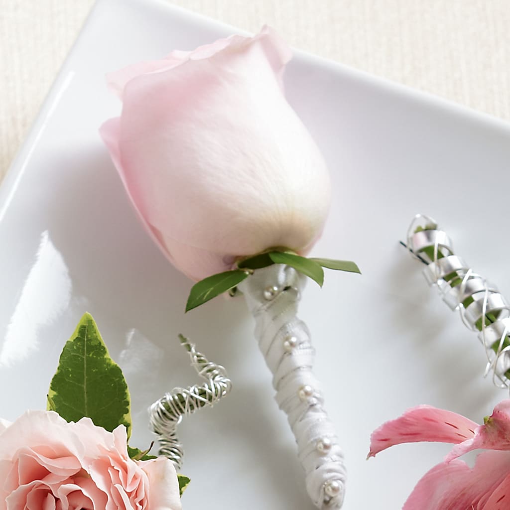 Pink Rose Boutonniere – Valley Flower Shoppe, Waverly NY