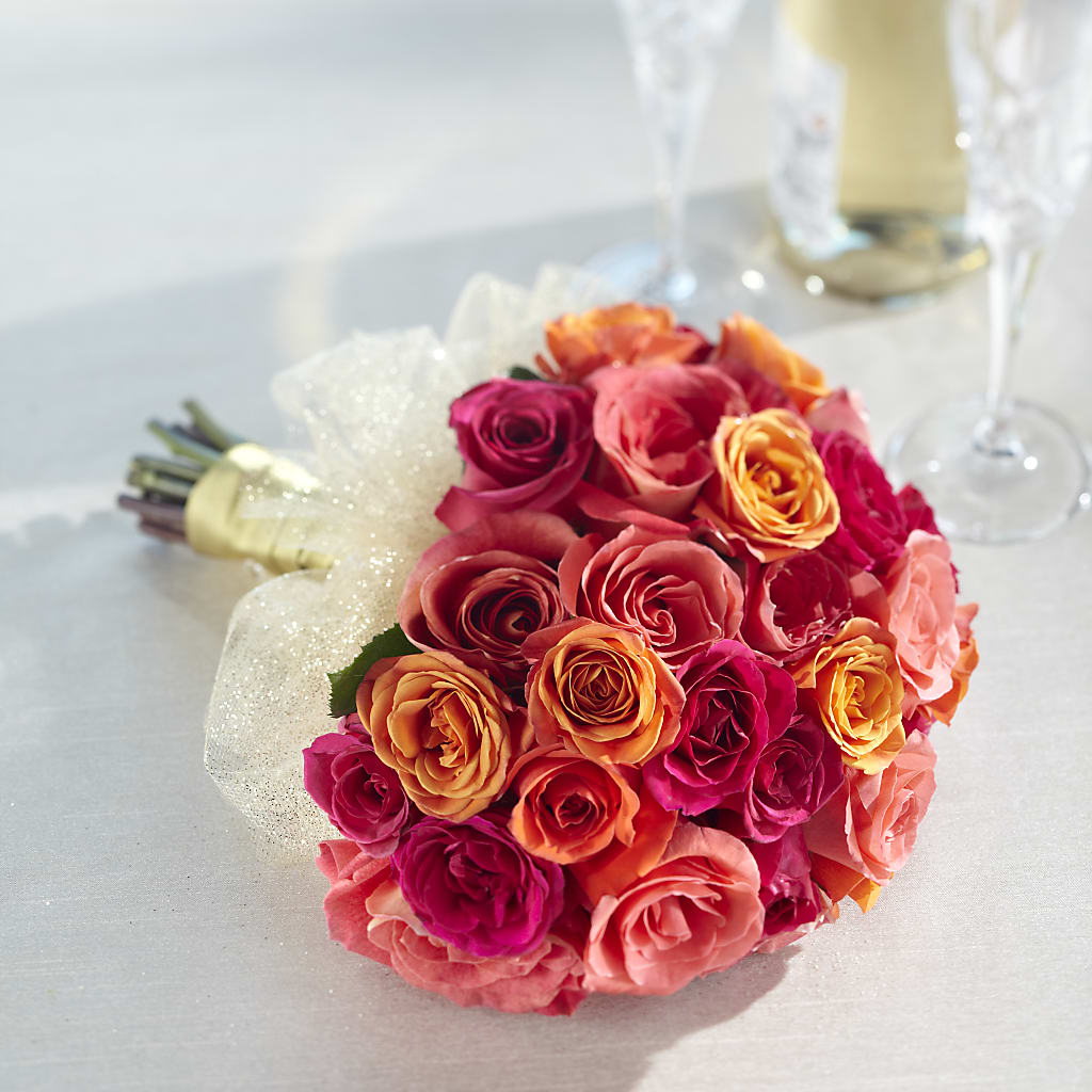 Sweet Roses Bouquet – Valley Flower Shoppe, Waverly NY