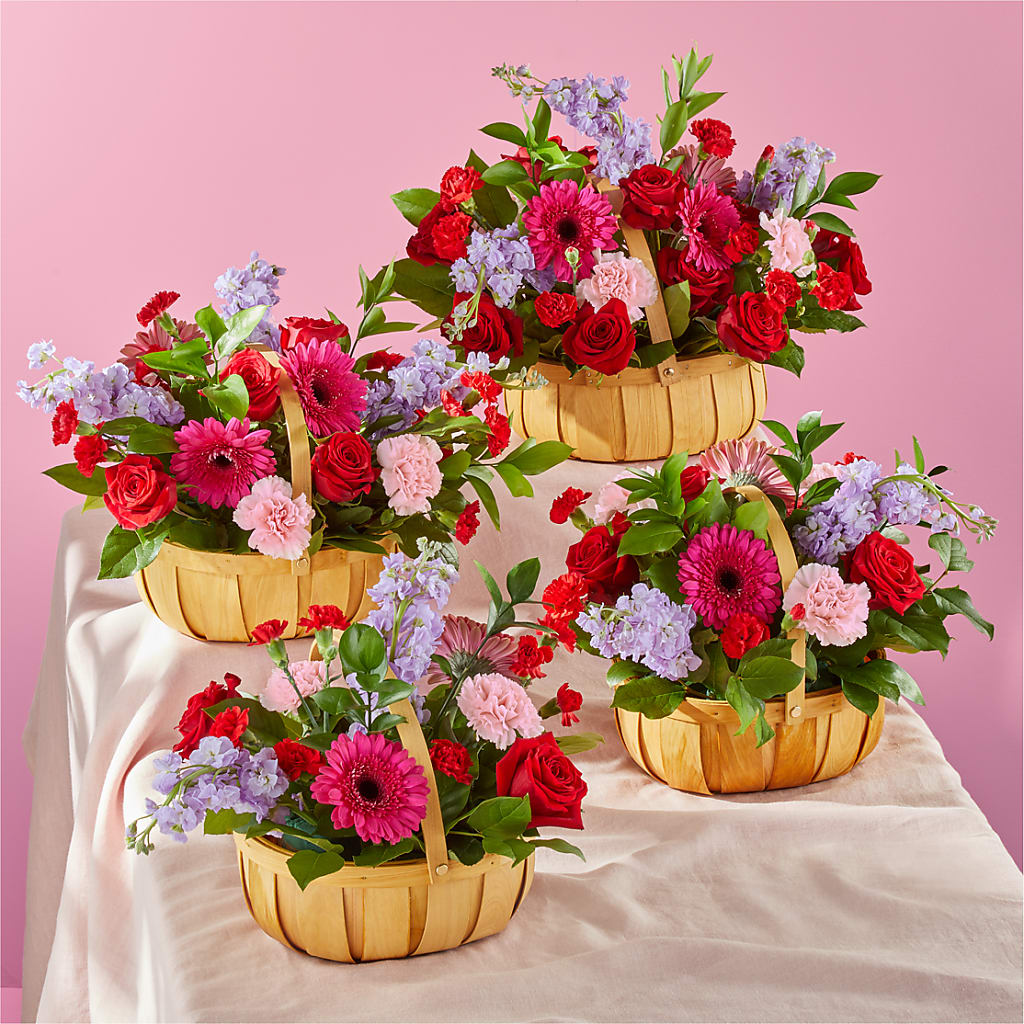 Pink Picnic Basket –  Valley Flower Shoppe, Waverly NY