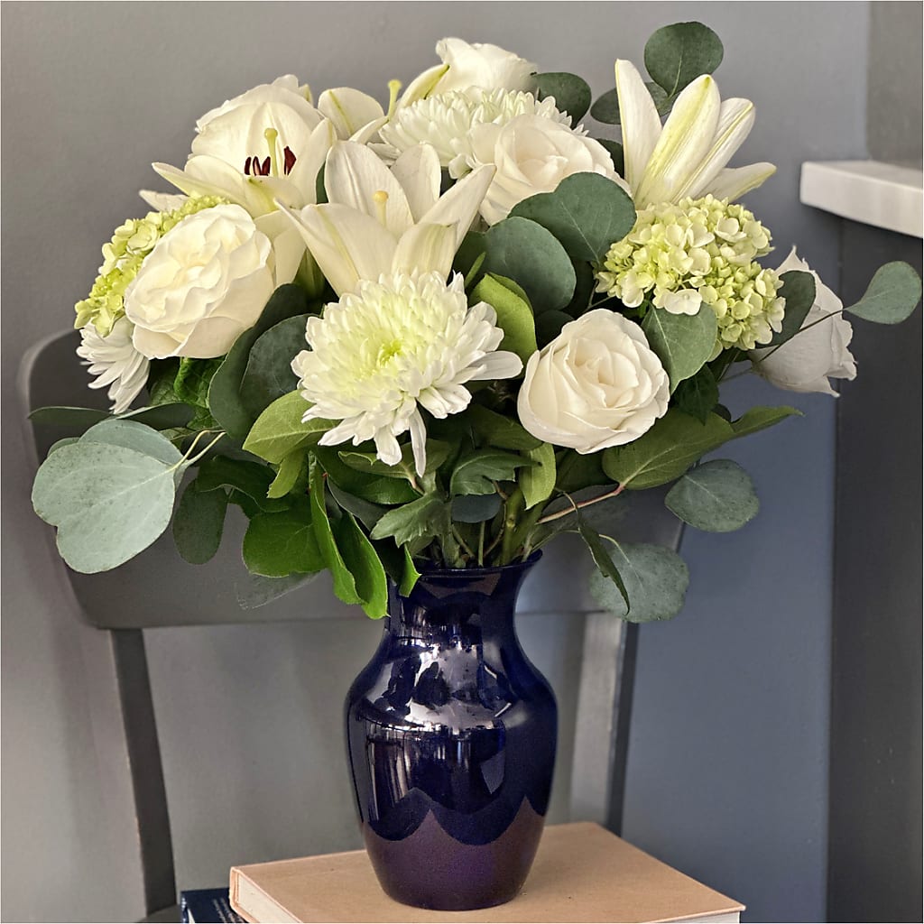 Snowy Dreams Bouquet –  Valley Flower Shoppe, Waverly NY