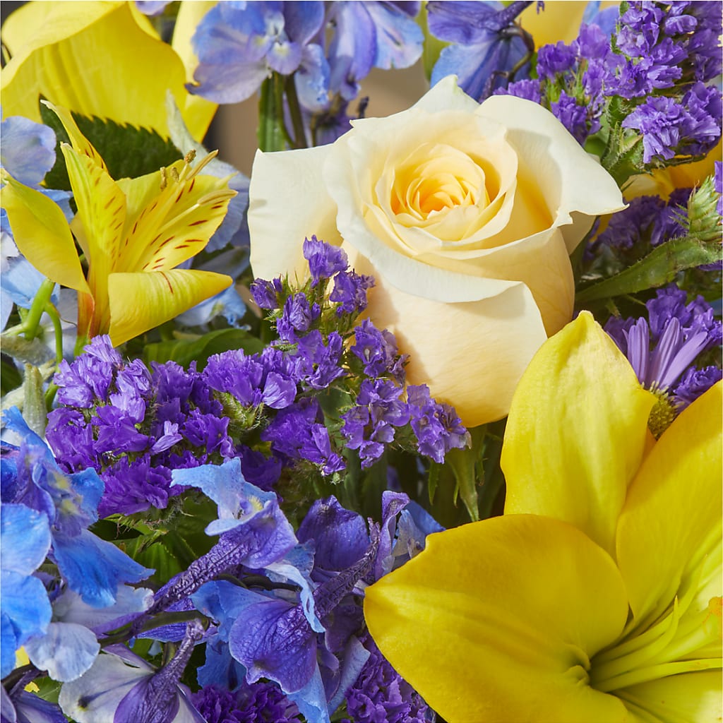 Limoncello Bouquet –  Valley Flower Shoppe, Waverly NY