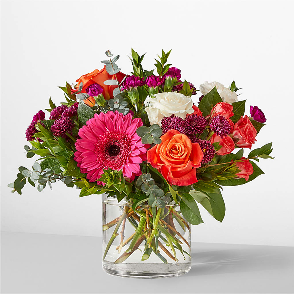 Smell the Roses Bouquet –  Valley Flower Shoppe, Waverly NY