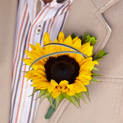 Free Spirit Boutonniere –  Valley Flower Shoppe, Waverly NY